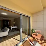Lägenhet Modern 7 With Pool By Homing *