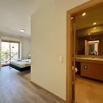 Lägenhet Modern 7 With Pool By Homing *