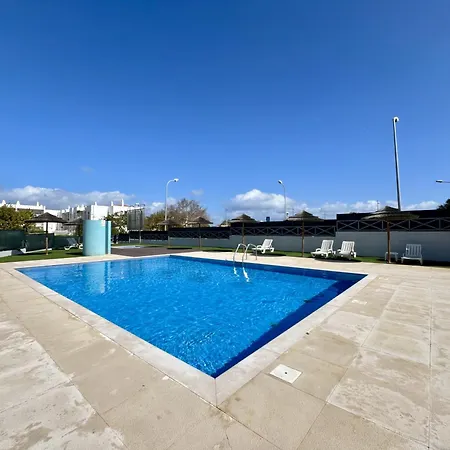 Modern 7 With Pool By Homing *