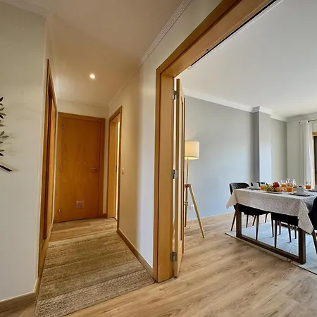 Modern 7 With Pool By Homing *