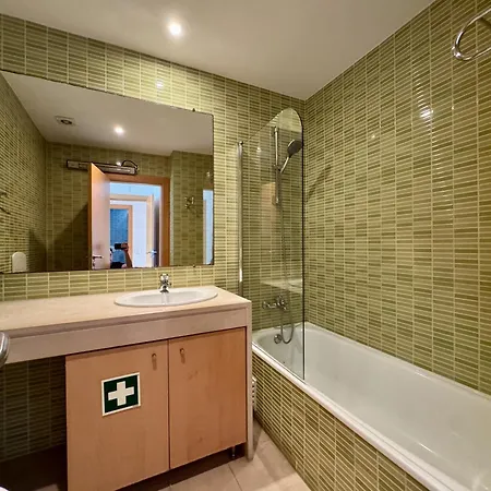Modern 7 With Pool By Homing Διαμέρισμα