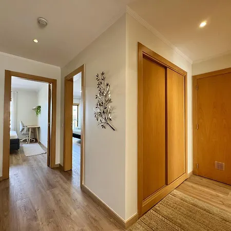 Modern 7 With Pool By Homing Appartement *