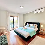 דירה Modern 7 With Pool By Homing