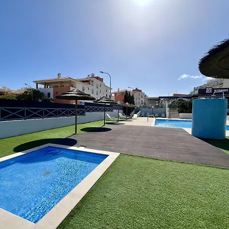 Modern 7 With Pool By Homing